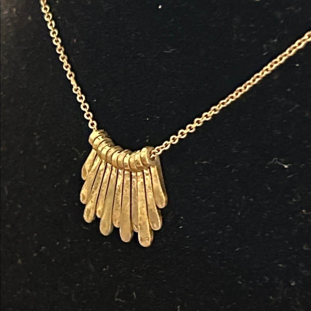 Gold Necklace with Waterfall Pendant
